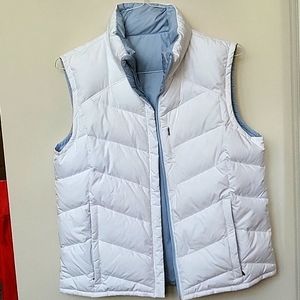 REVERSIBLE COLUMBIA DOWN VEST. WOMEN'S LARGE Final markdown.